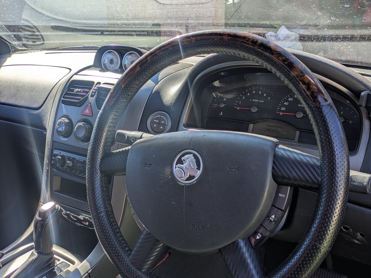 Holden Commodore VY — Full Detail — Steering wheel before