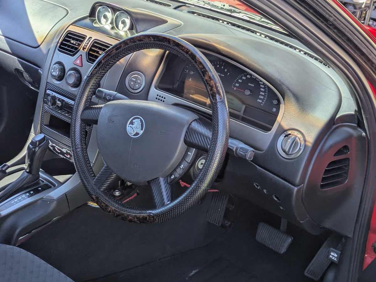 Holden Commodore VY — Full Detail — Steering wheel after