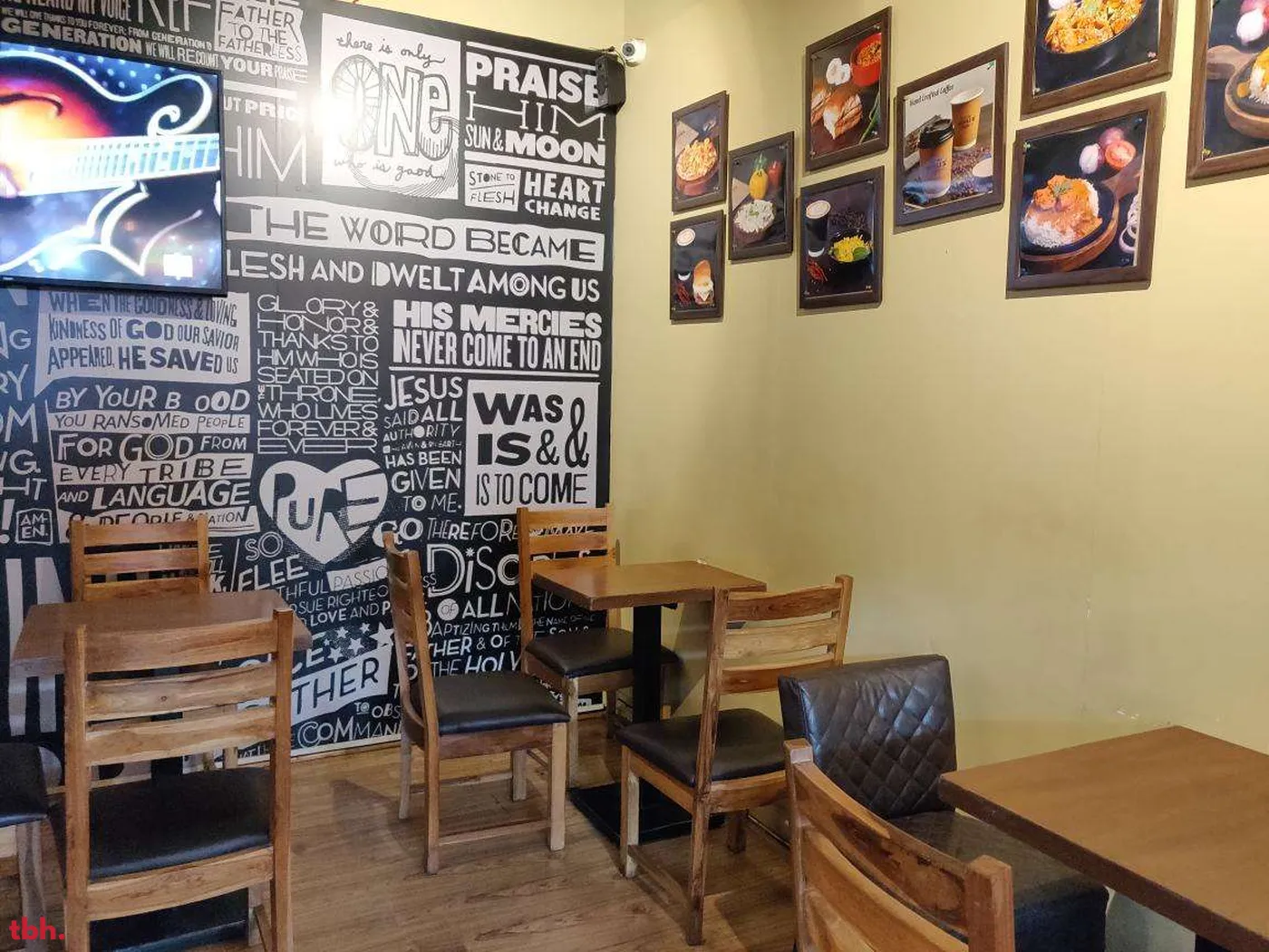 Mogli's Coffee Outlet Image