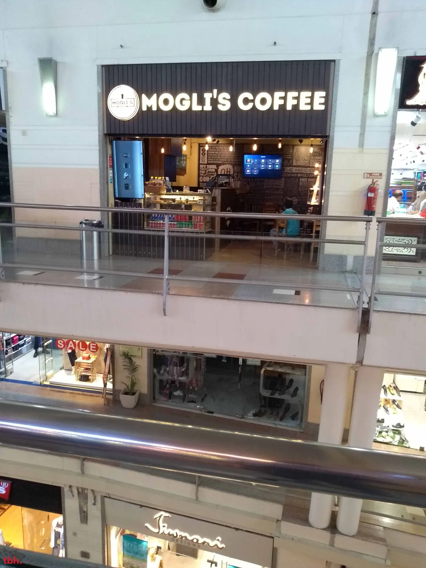 Mogli's Coffee Outlet Image