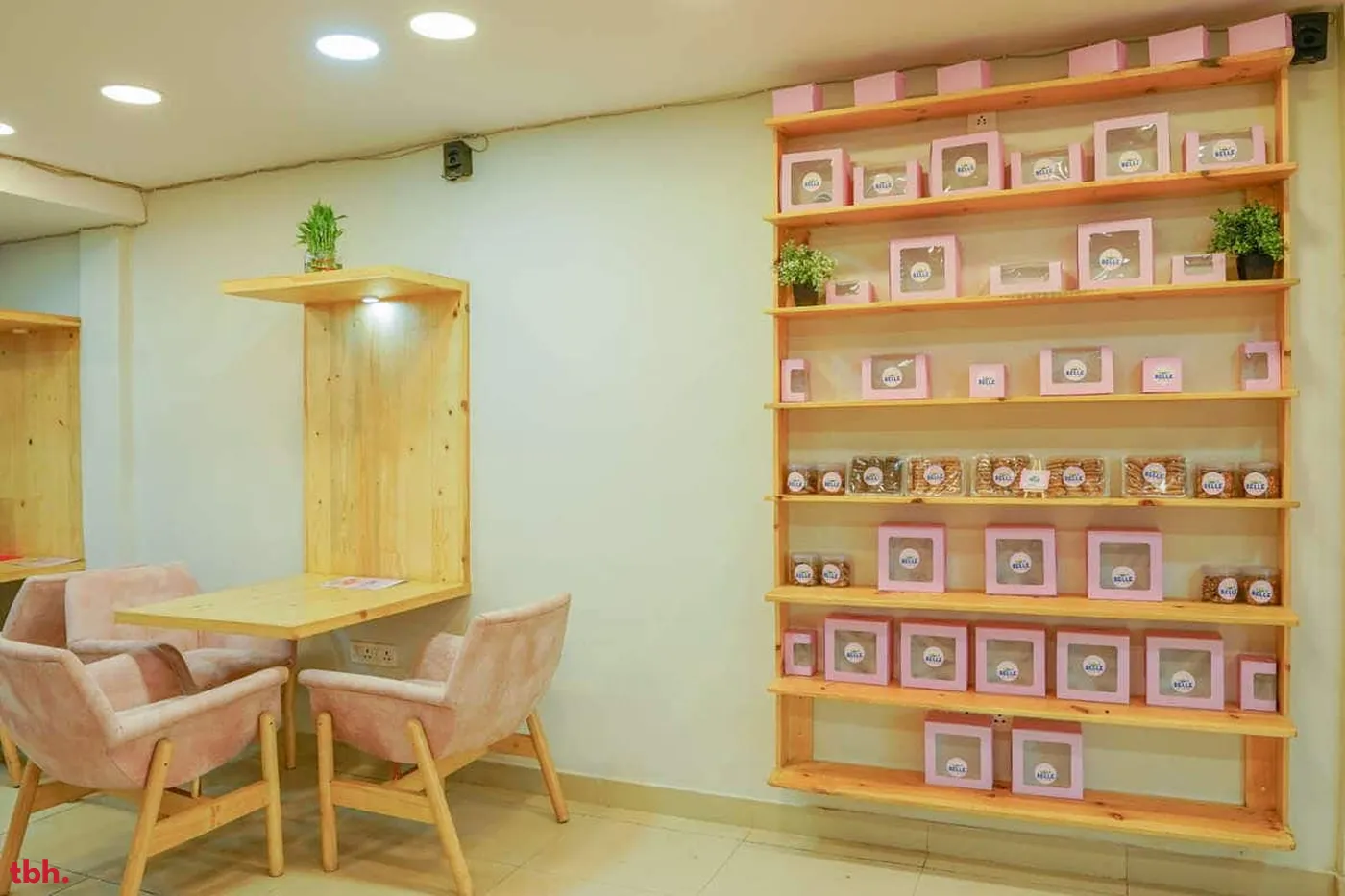 Belle Vies Cafe & Bakery Outlet Image