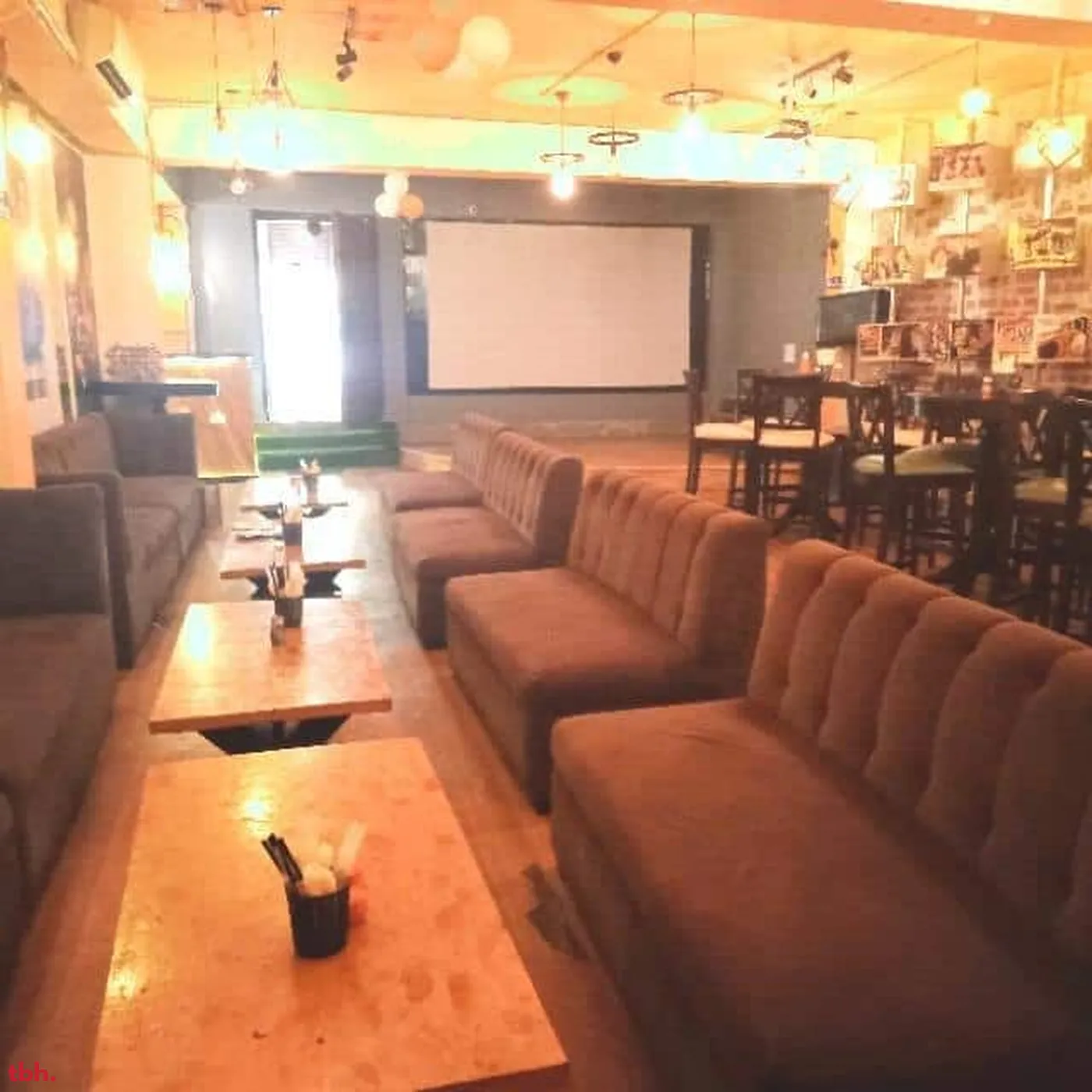 Bunker House Outlet Image