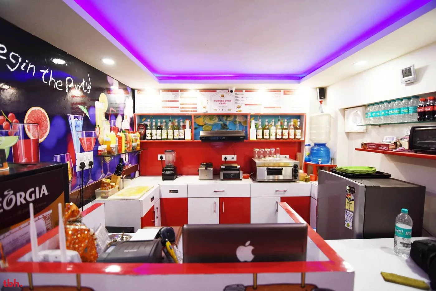 Hunger Stop Cafe Outlet Image