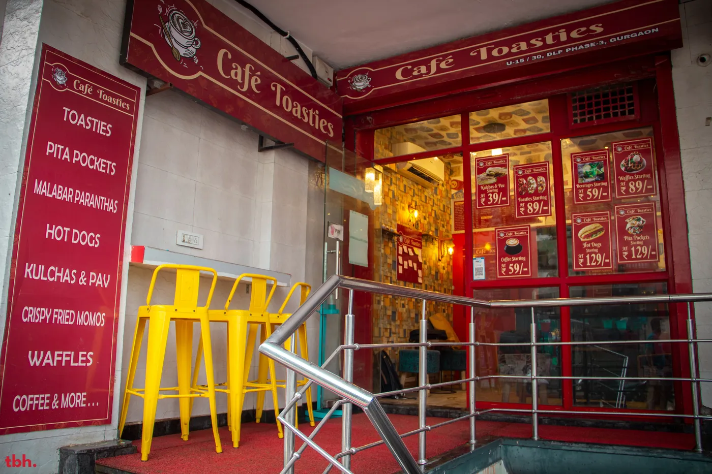 Cafe Toasties outlet image