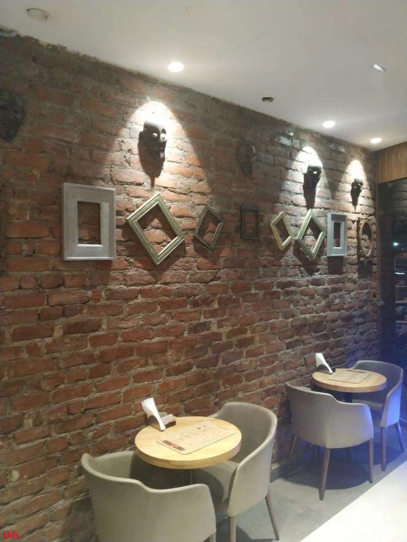 SOS Cafe Outlet Image
