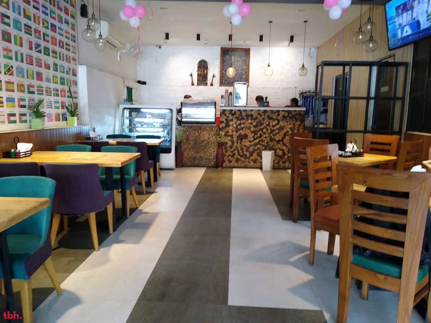 SOS Cafe Outlet Image