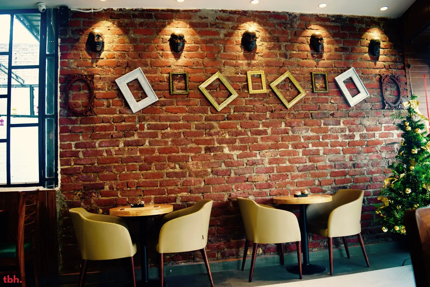 SOS Cafe Outlet Image