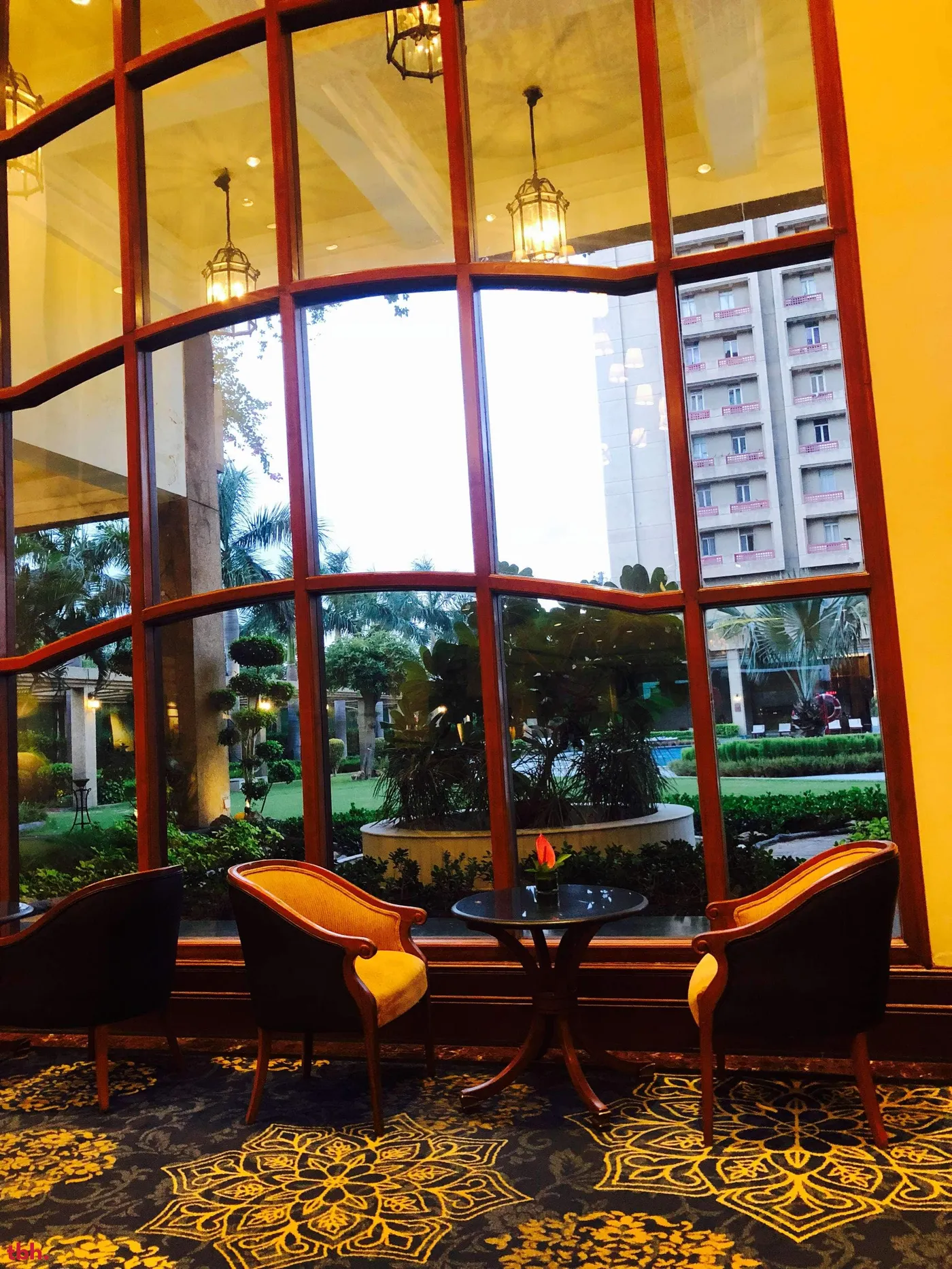Tea Lounge - Eros Hotel Outlet Image