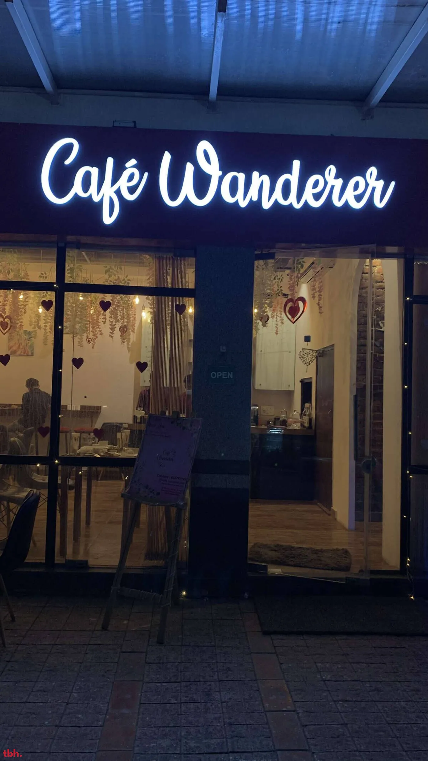 Cafe Wanderer Outlet Image