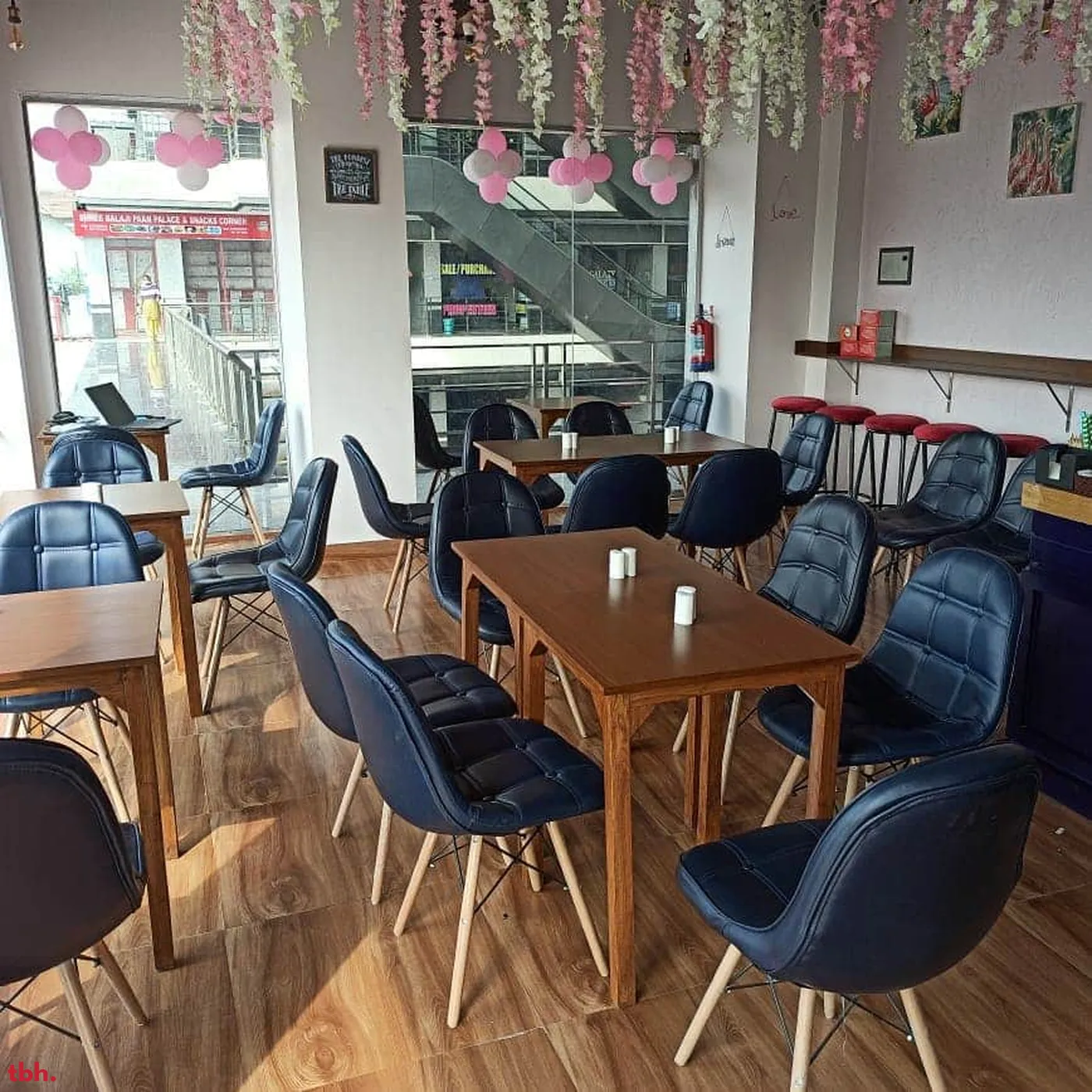 Cafe Wanderer outlet image