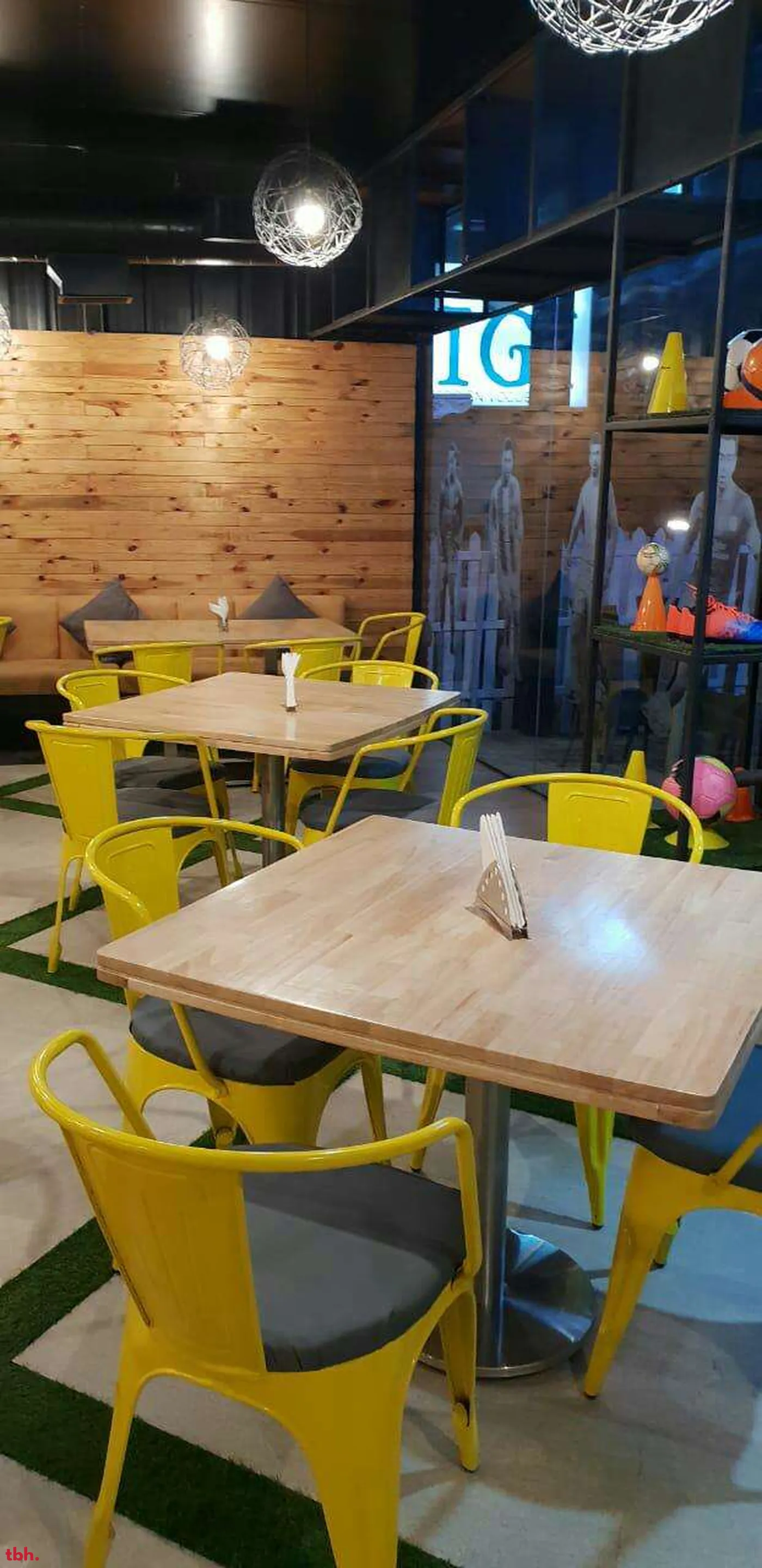 Dribble Outlet Image