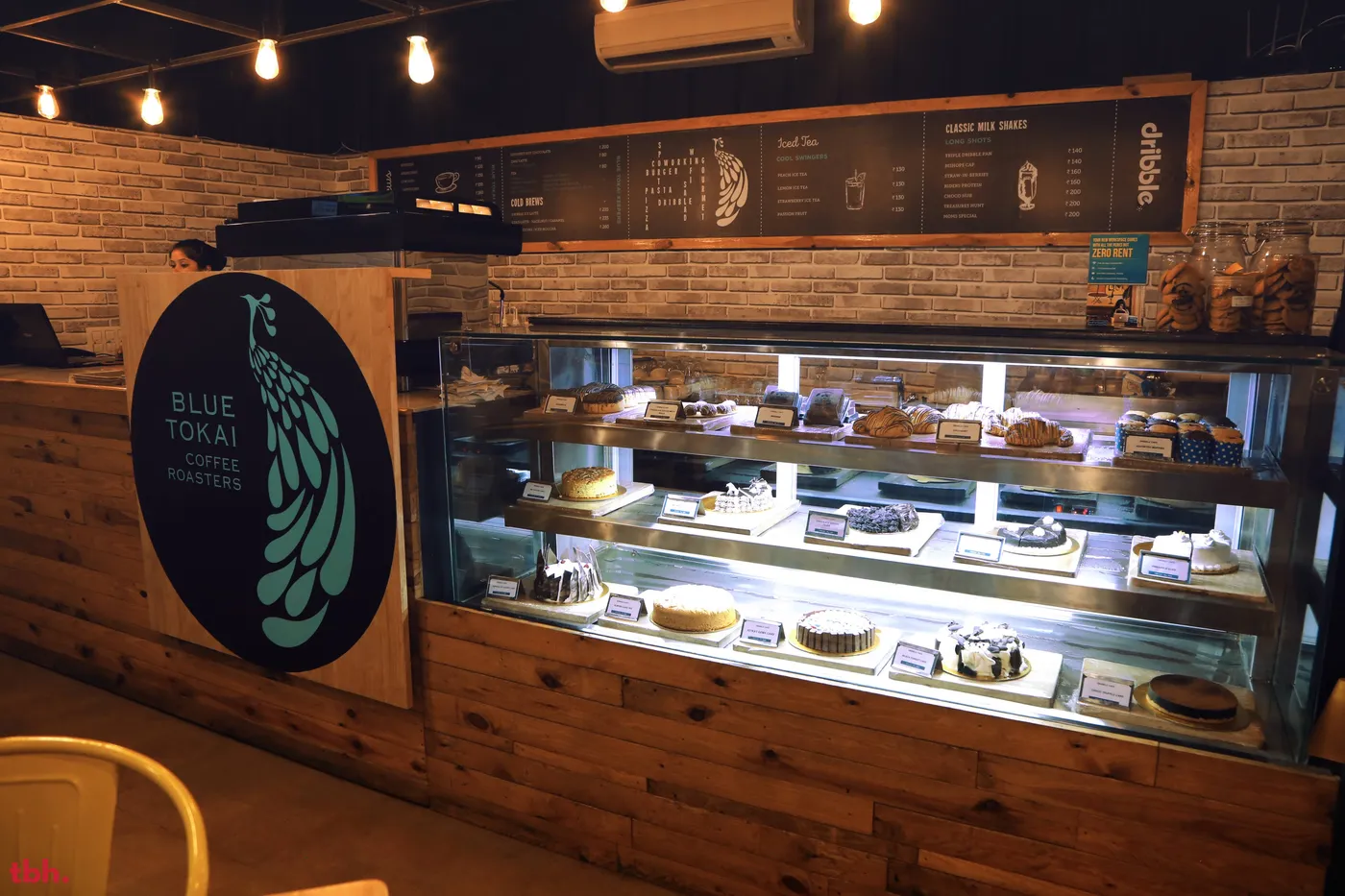 Dribble Outlet Image