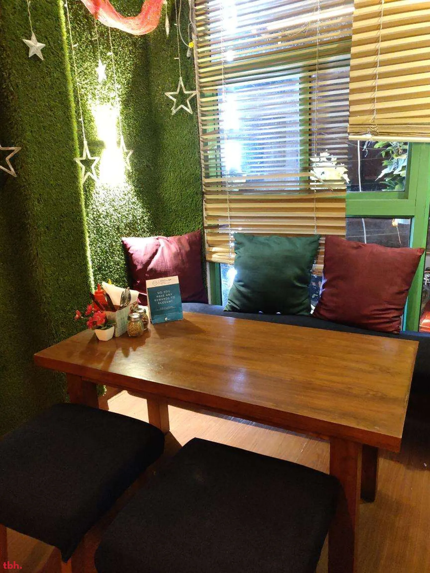 Cafe Diaries Outlet Image