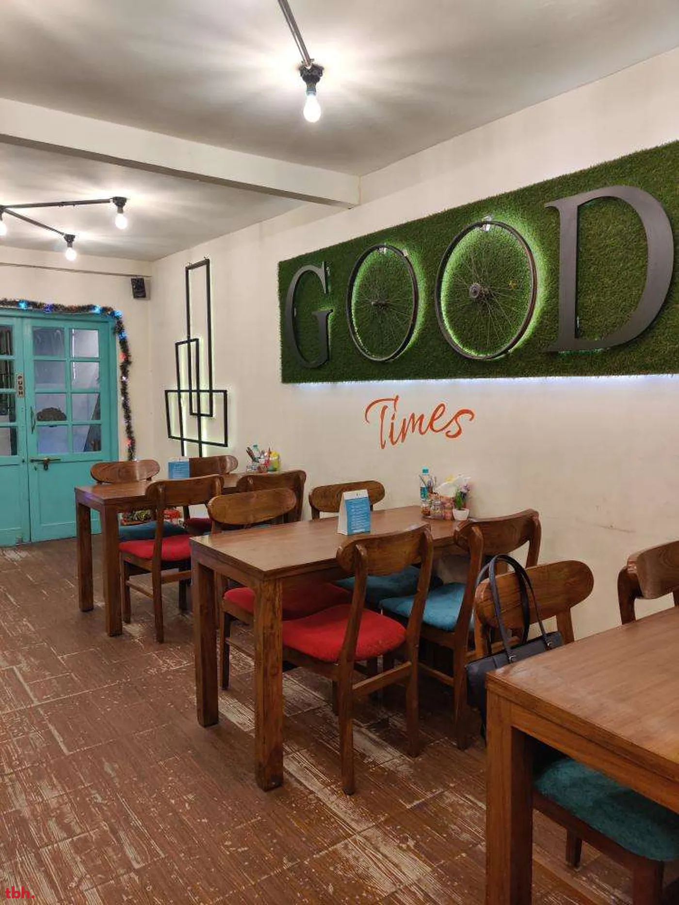 Cafe Diaries Outlet Image