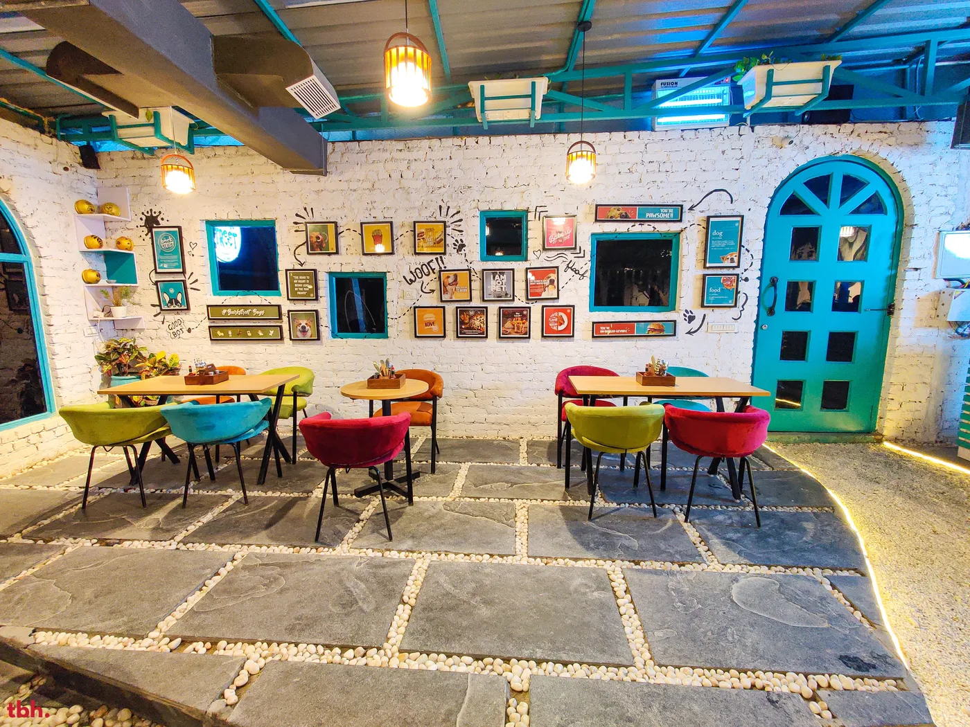 Bark Street Outlet Image