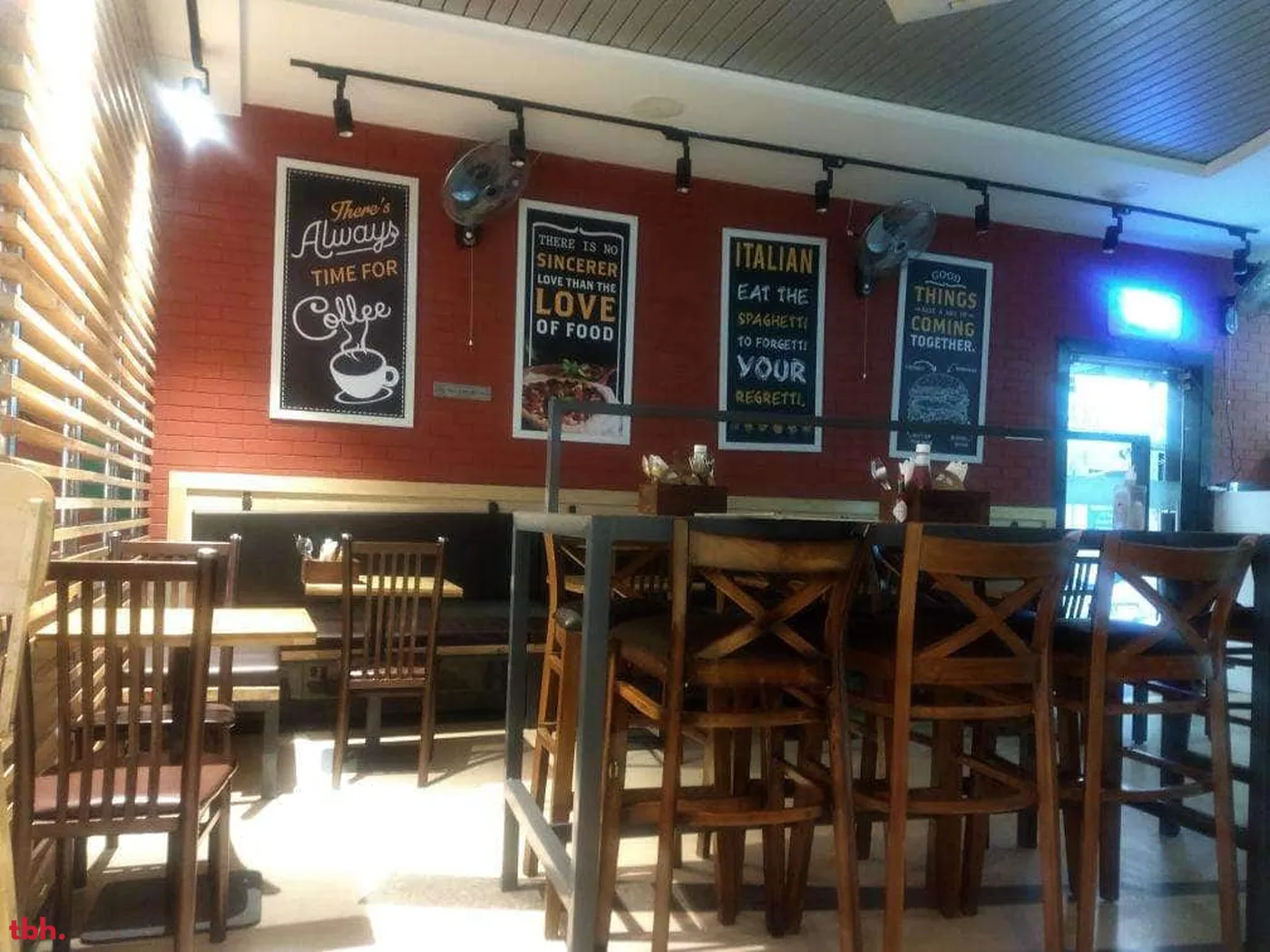 Cafe Canteen Outlet Image