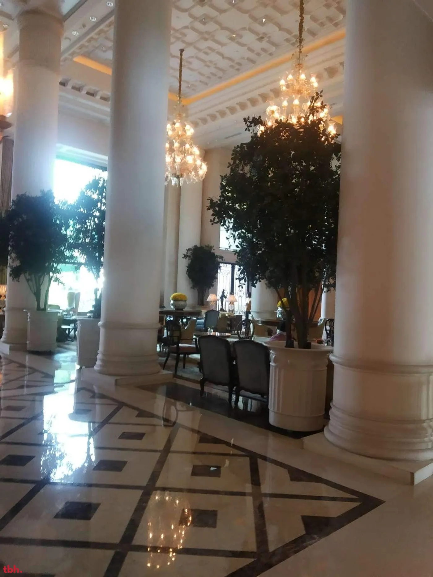 The Lobby Lounge - The Leela Palace Outlet Image