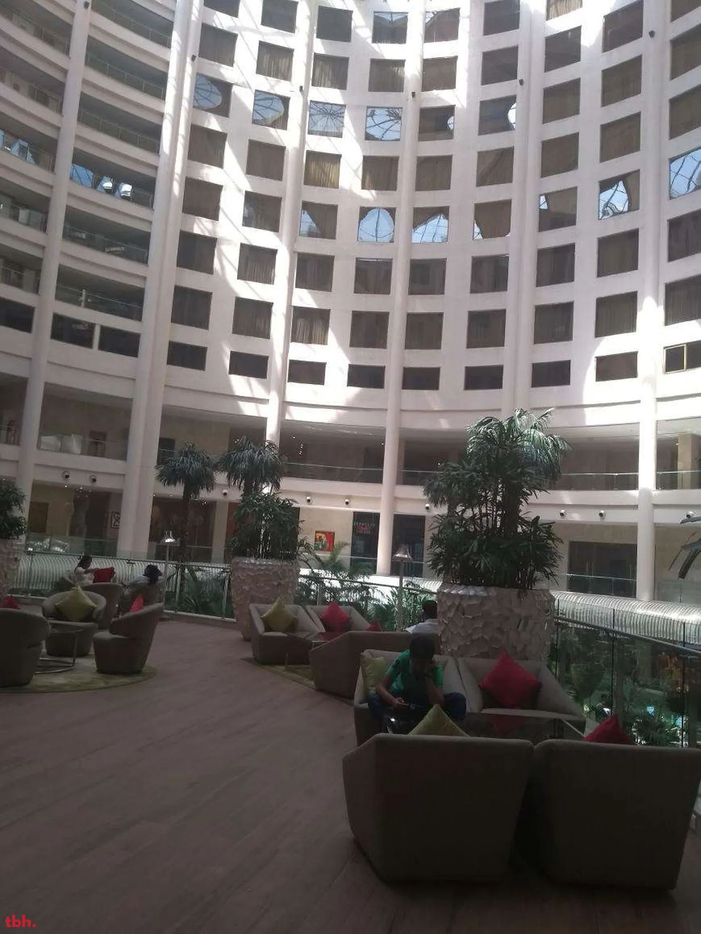 Atrium The Tea Lounge - Raddison Blu Dwarka Outlet Image