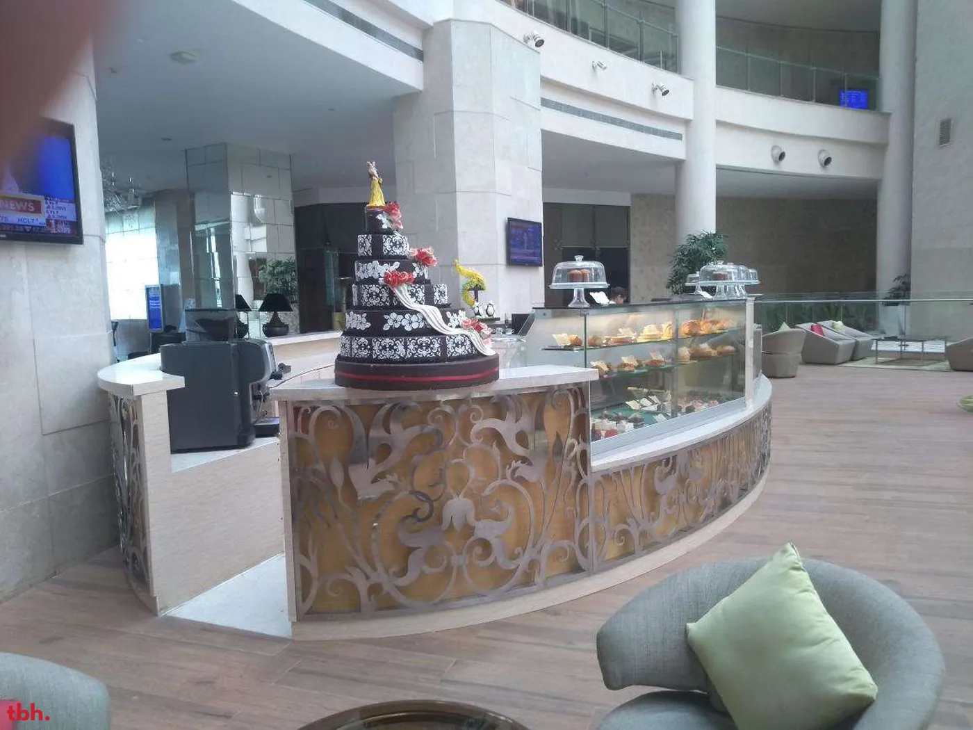 Atrium The Tea Lounge - Raddison Blu Dwarka Outlet Image