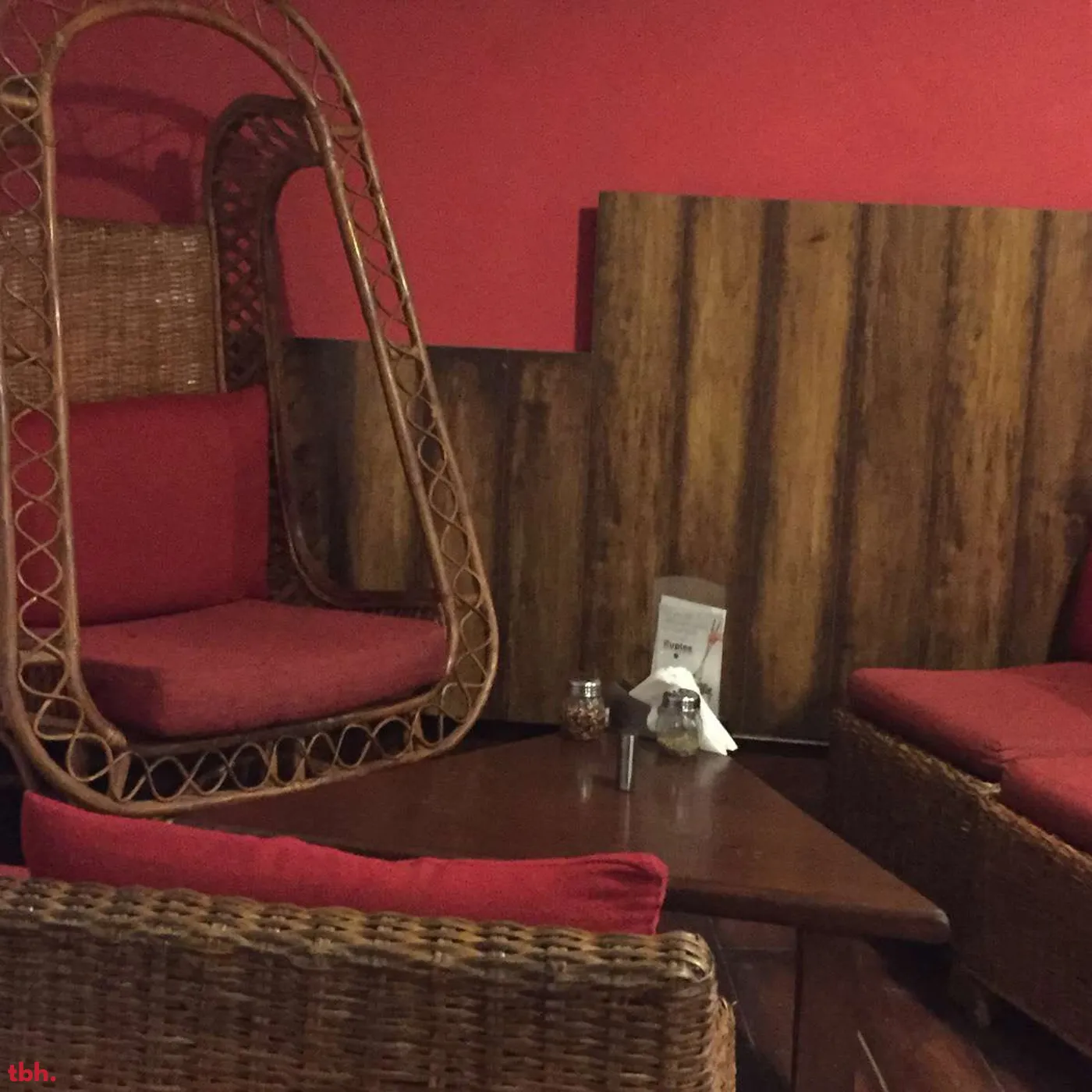 Cafe Red Outlet Image