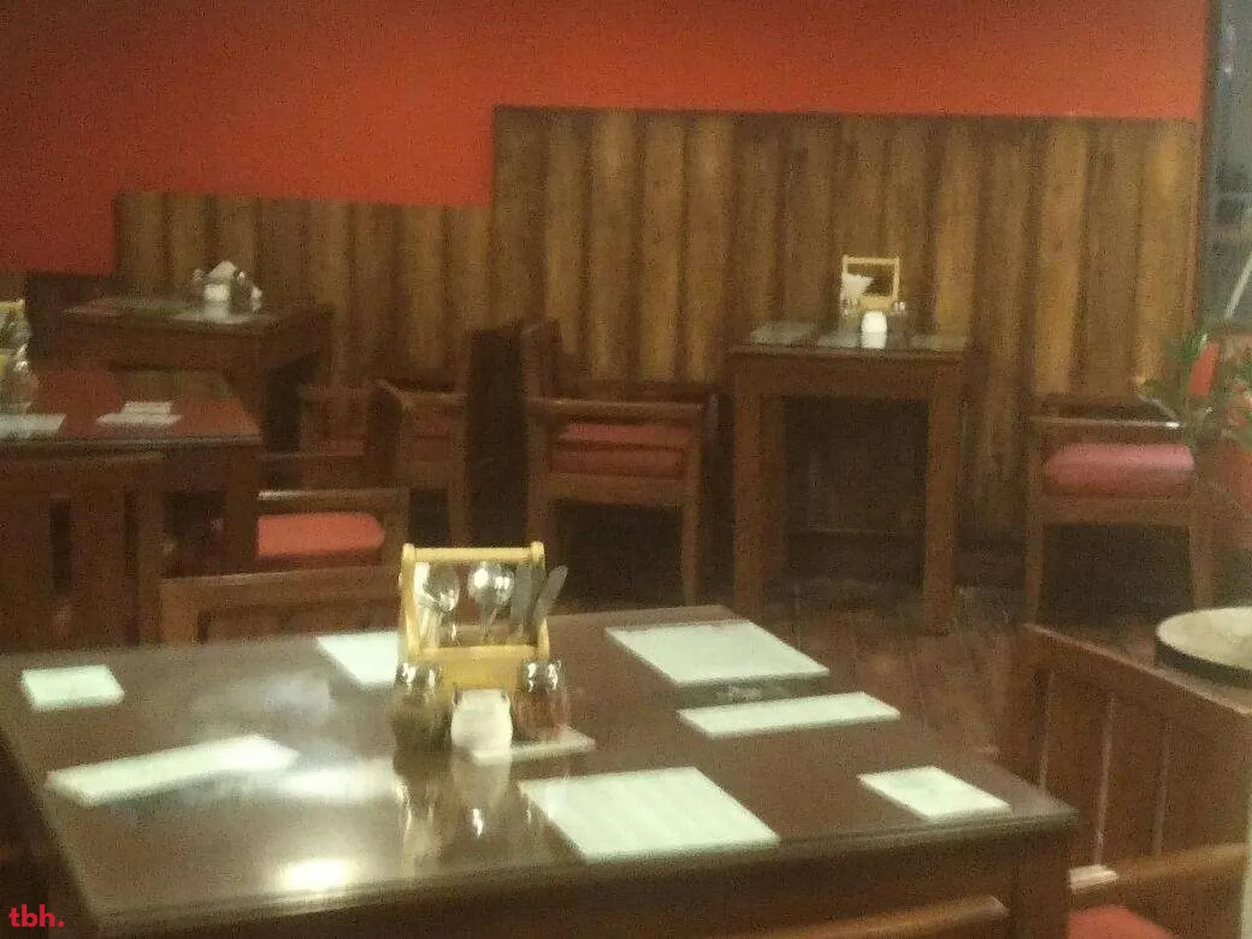 Cafe Red Outlet Image