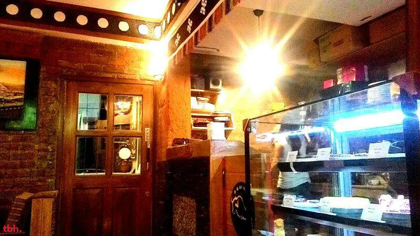 Kham Coffee House Outlet Image