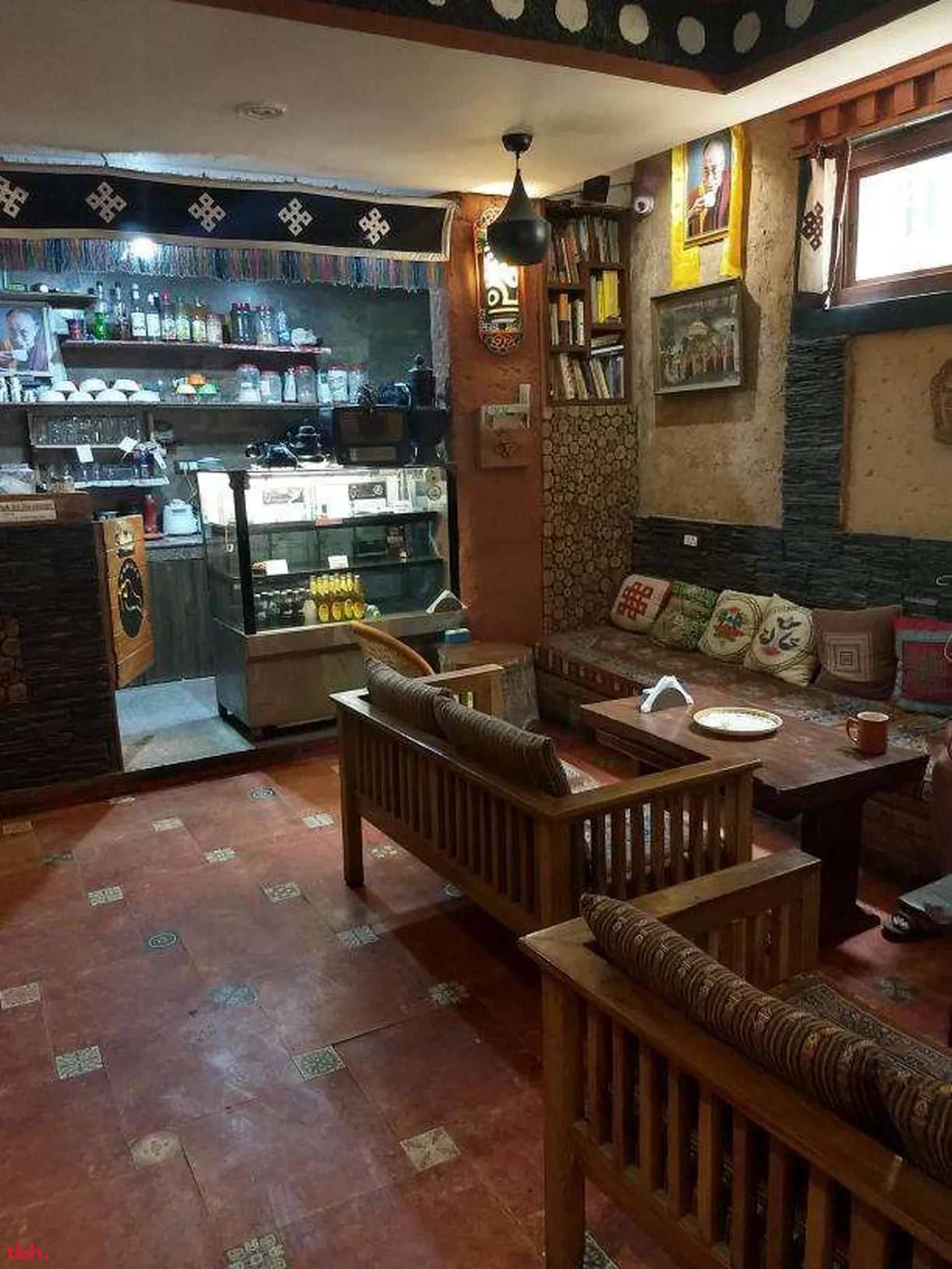 Kham Coffee House Outlet Image