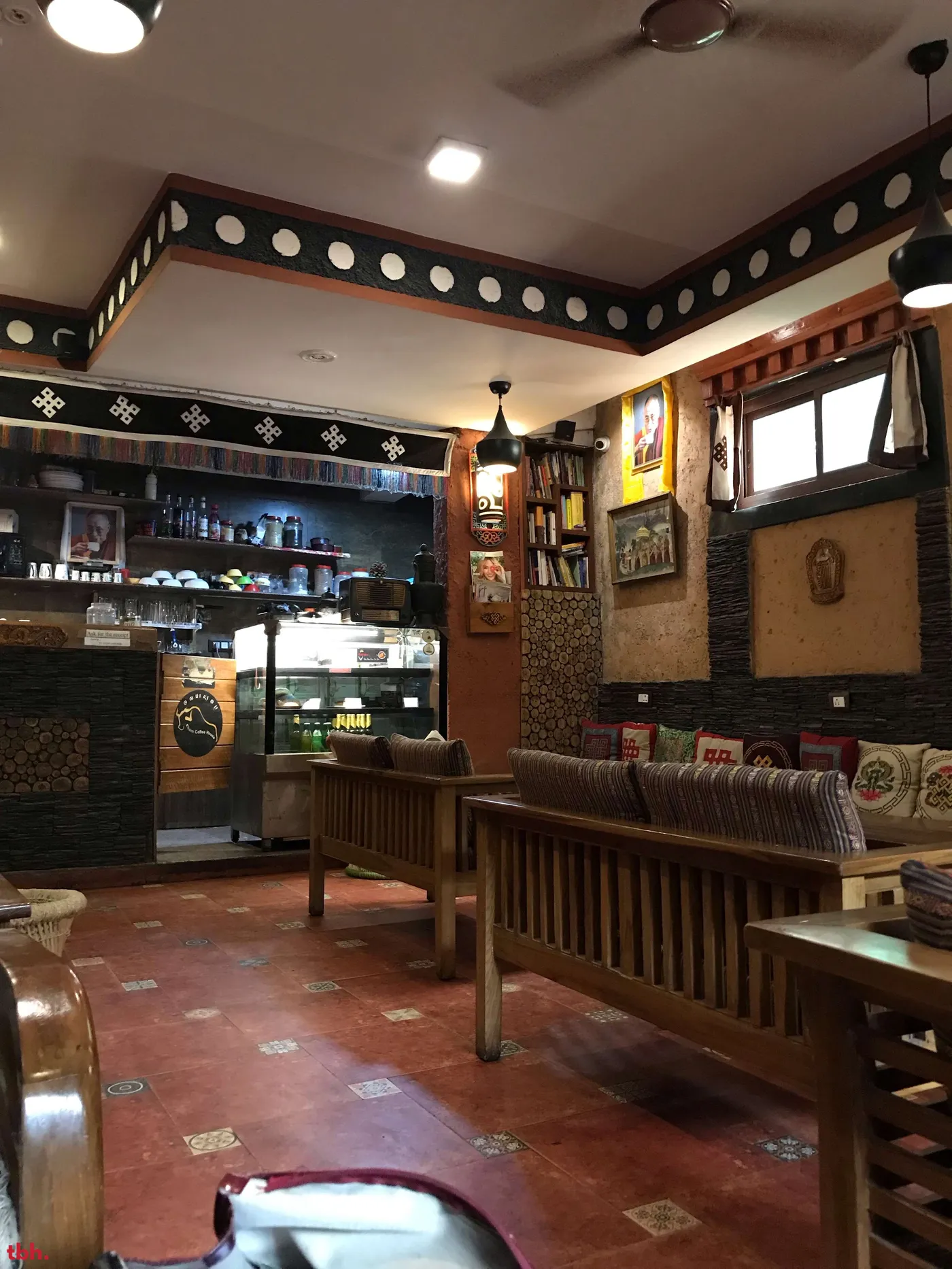 Kham Coffee House Outlet Image