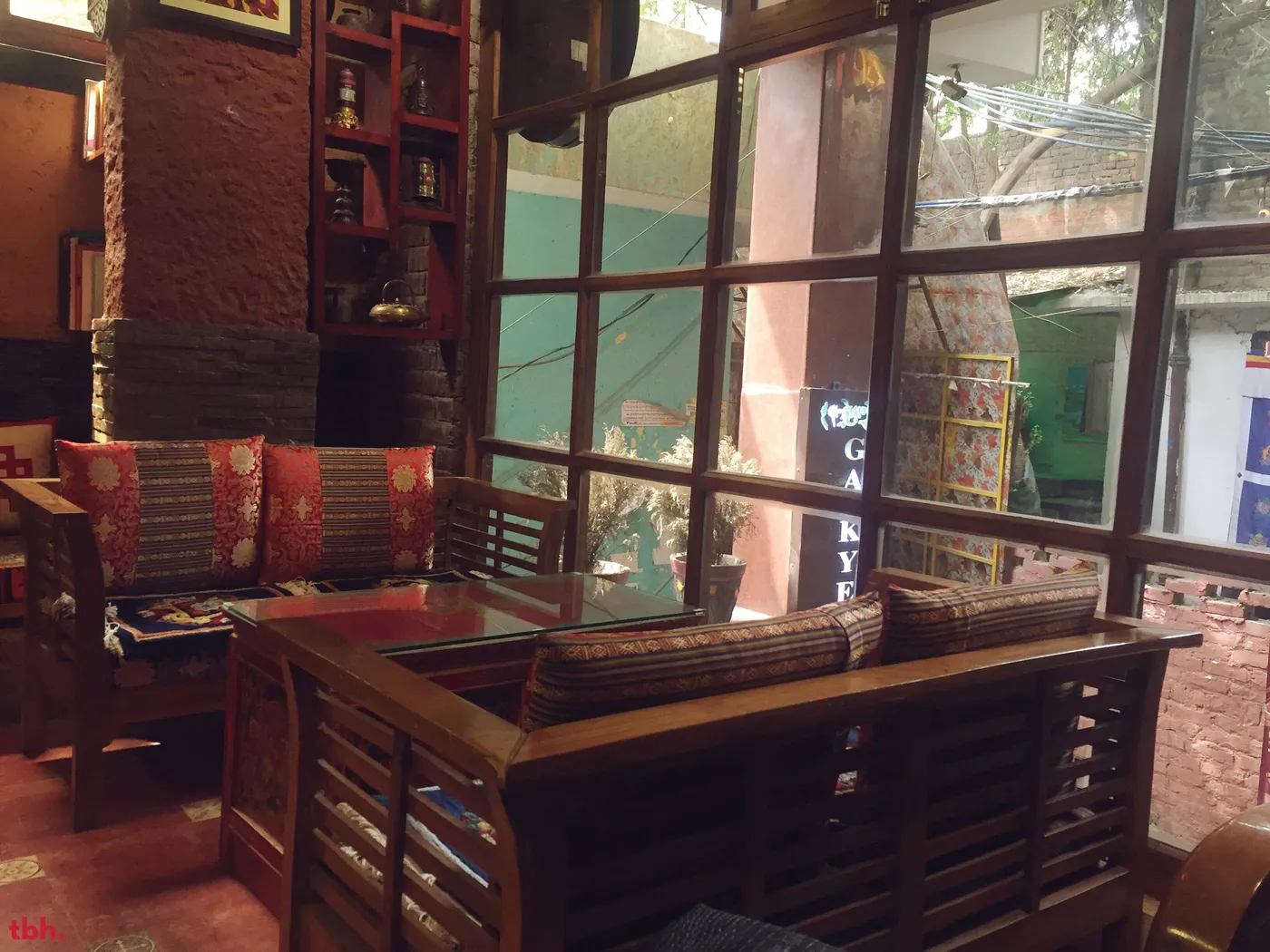 Kham Coffee House Outlet Image