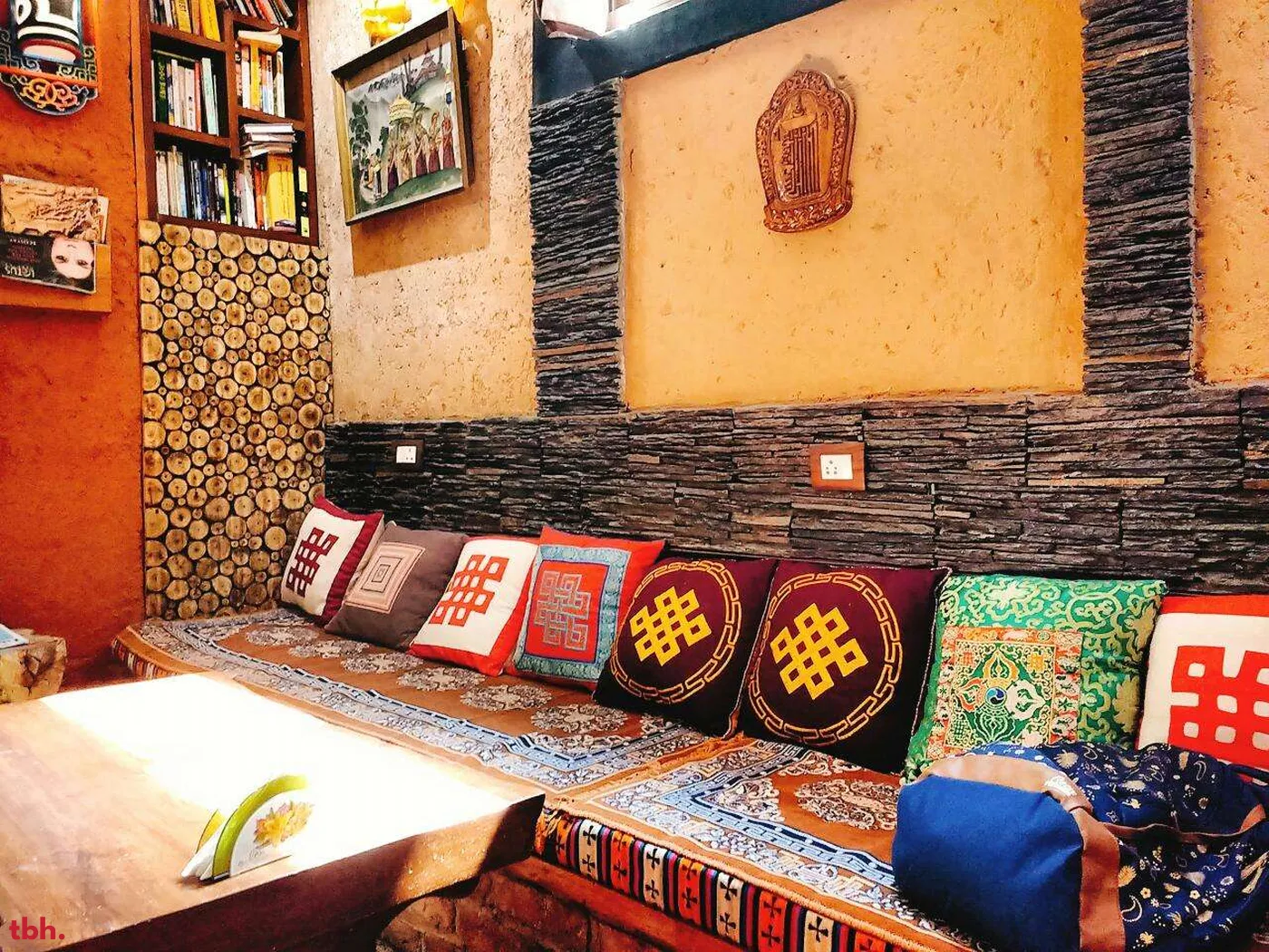 Kham Coffee House Outlet Image