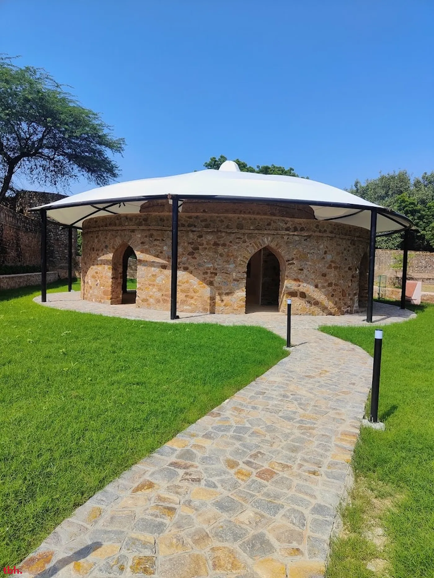 The Cafe Stone outlet image