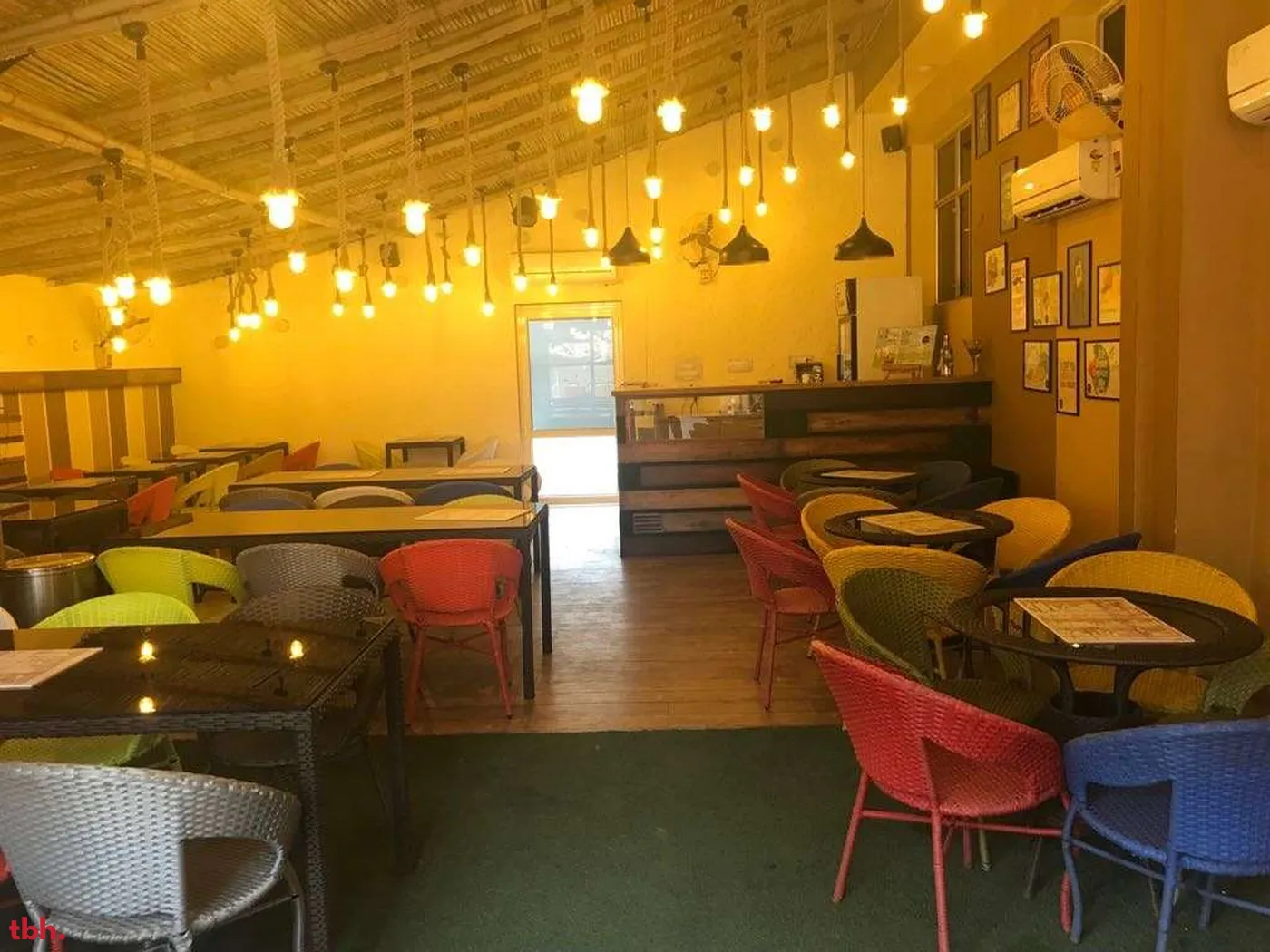 Cafe 99 Outlet Image