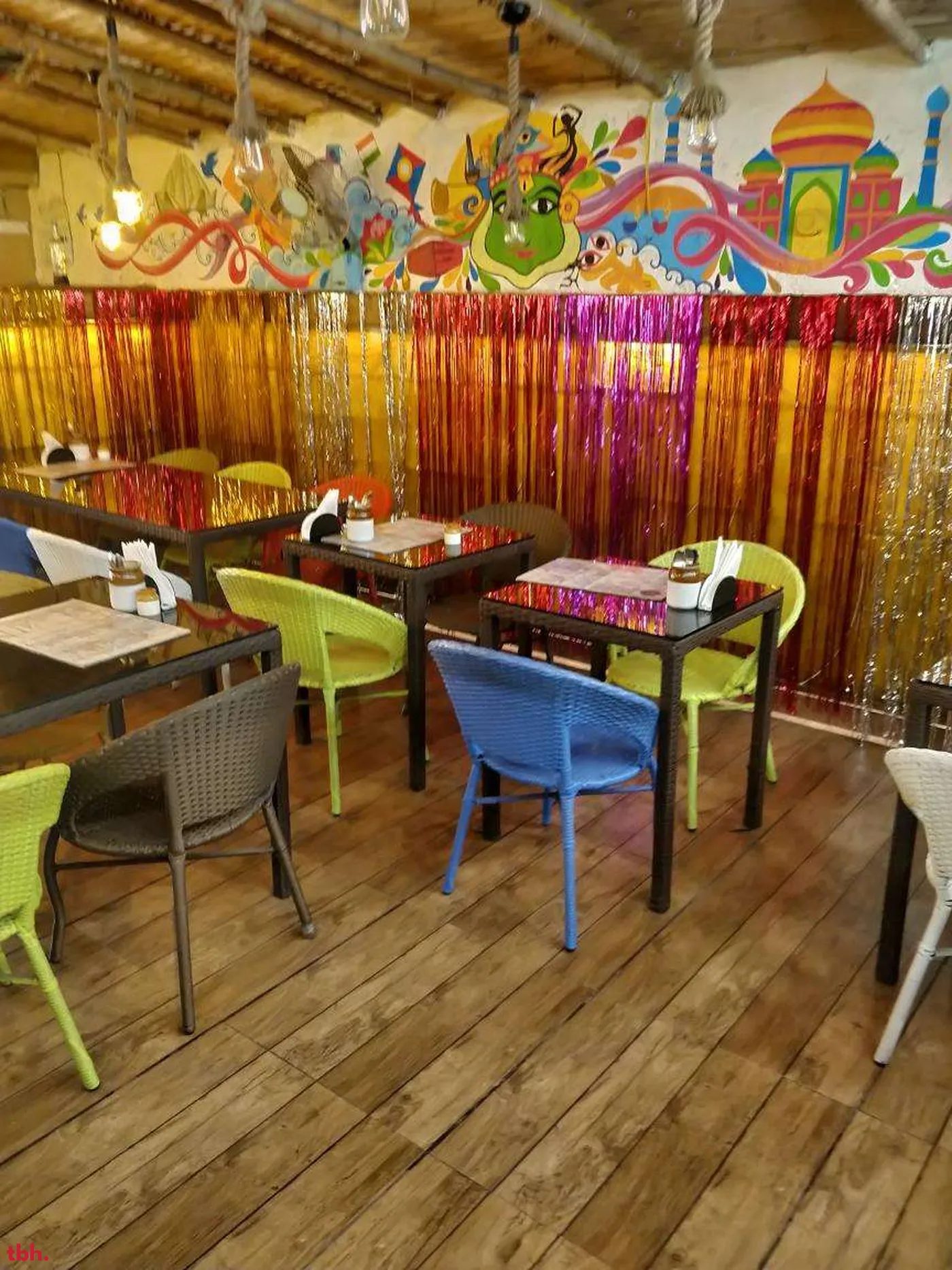 Cafe 99 Outlet Image