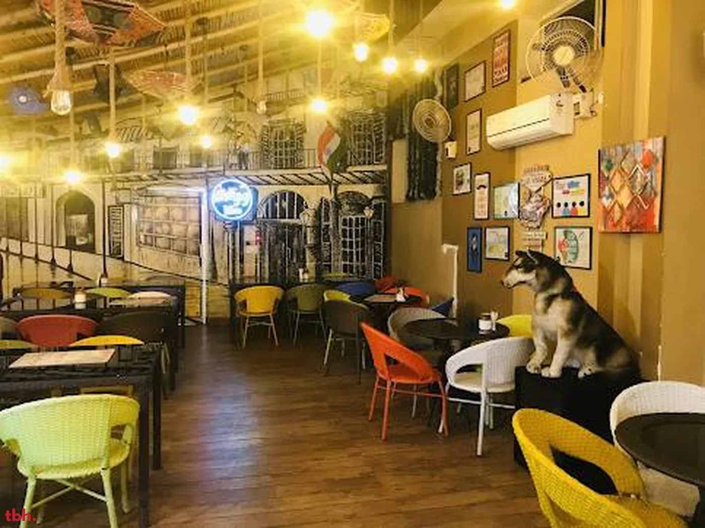 Cafe 99 Outlet Image