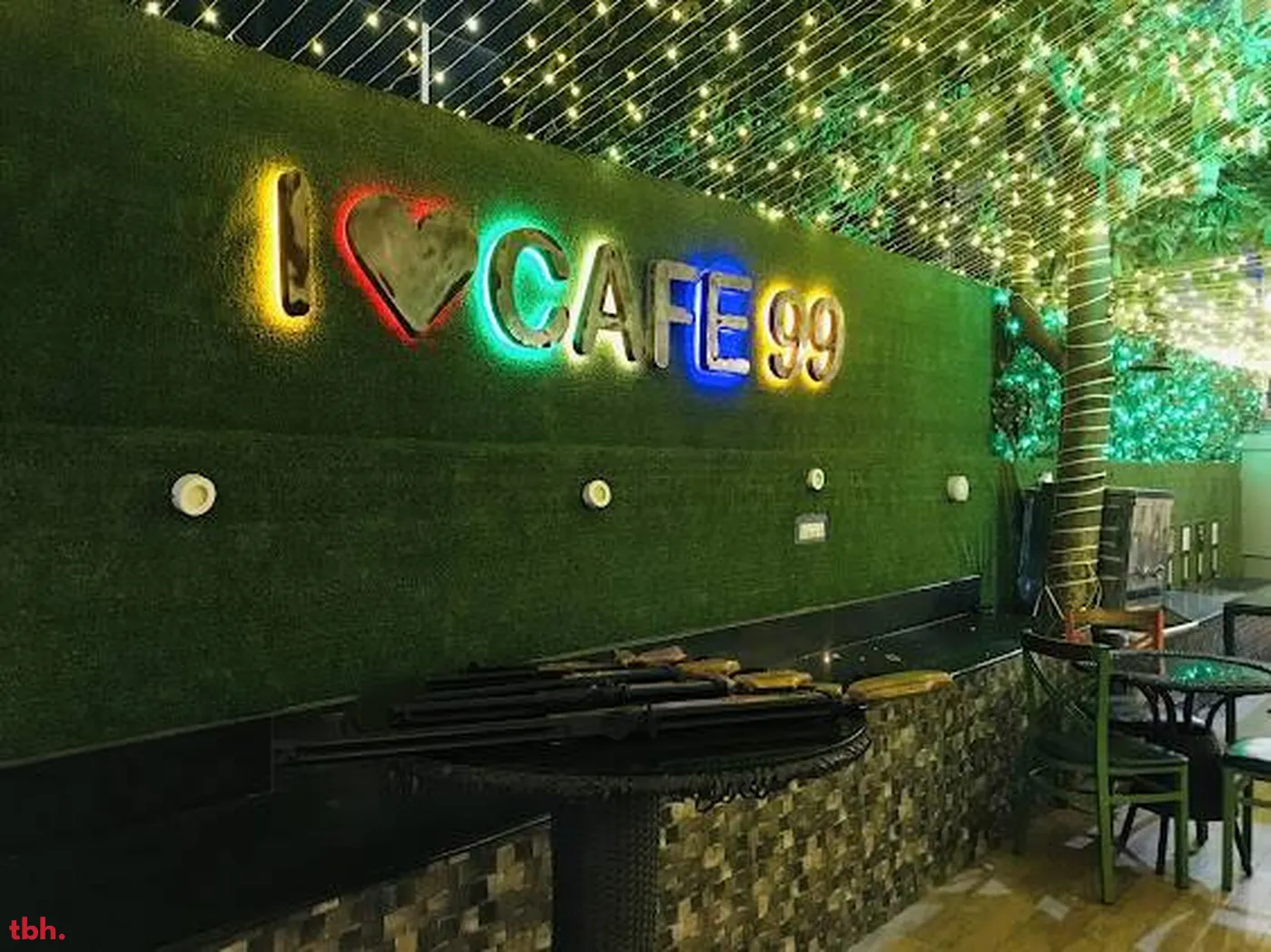 Cafe 99 Outlet Image