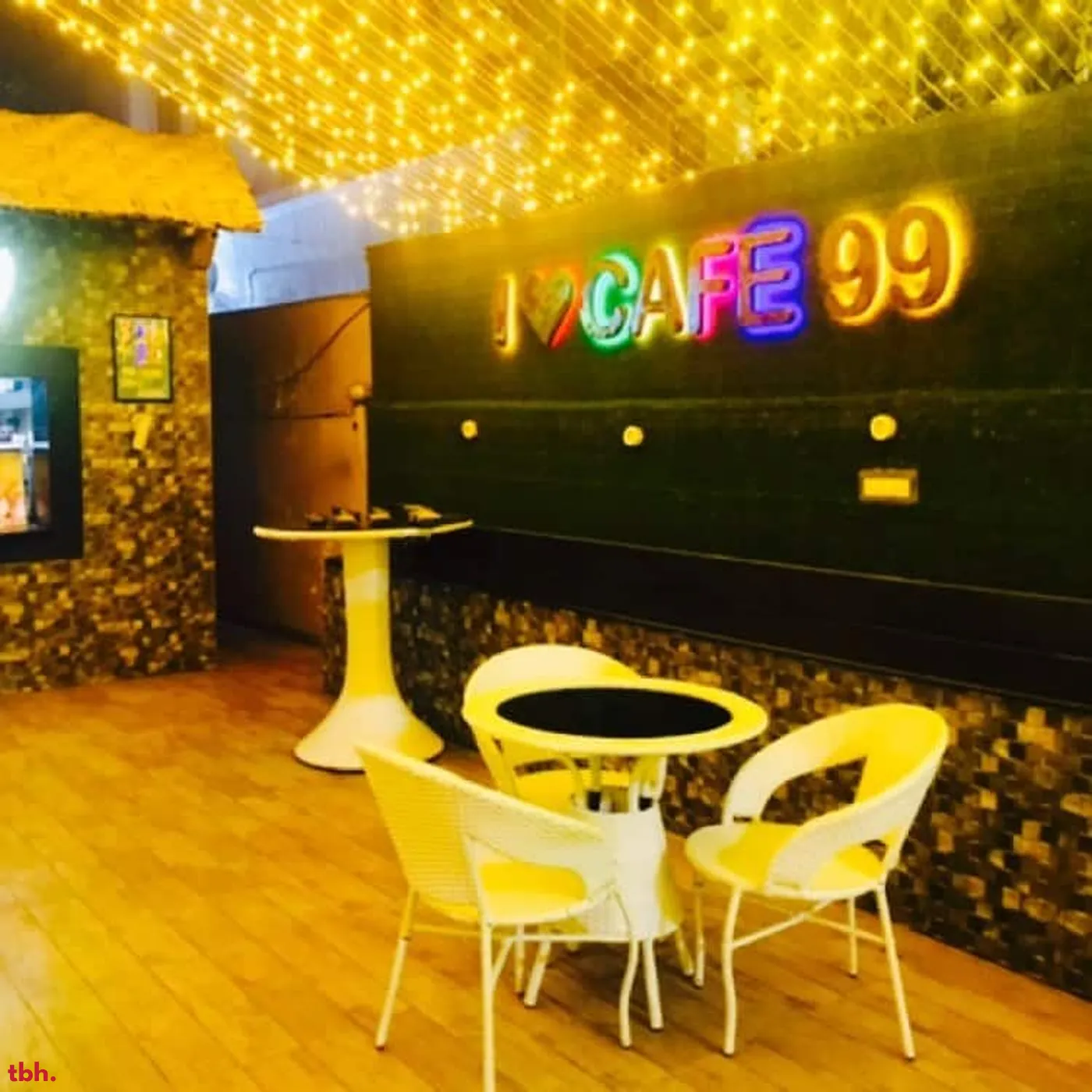 Cafe 99 Outlet Image