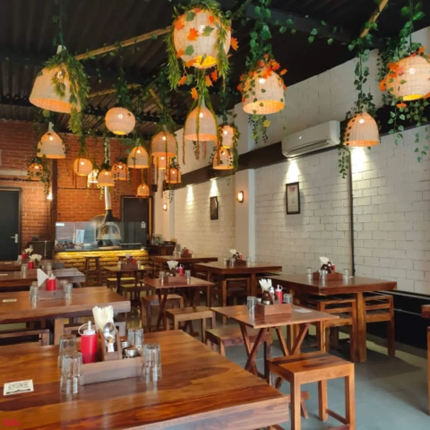 Peeja & Co outlet image