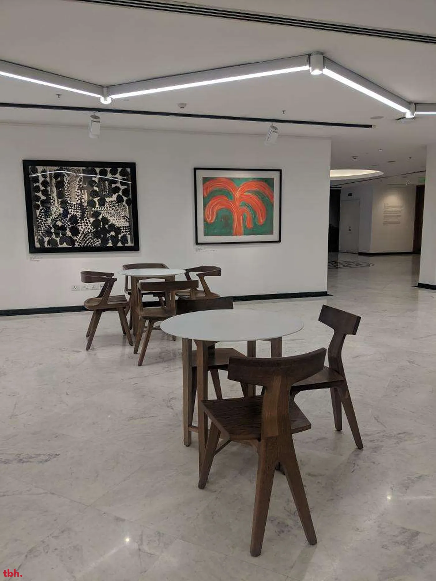 Caara Cafe Outlet Image