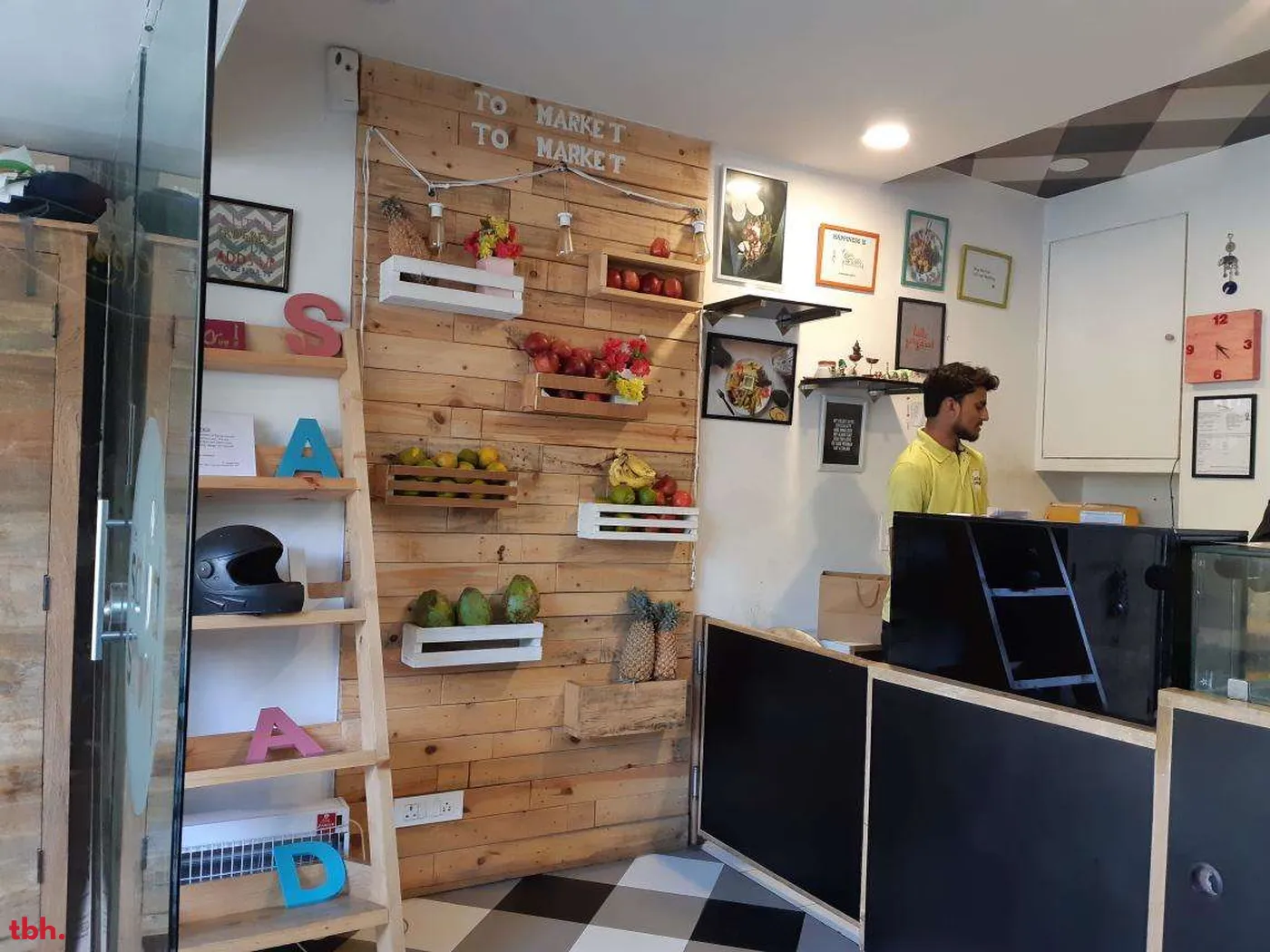 The Salad Story Outlet Image