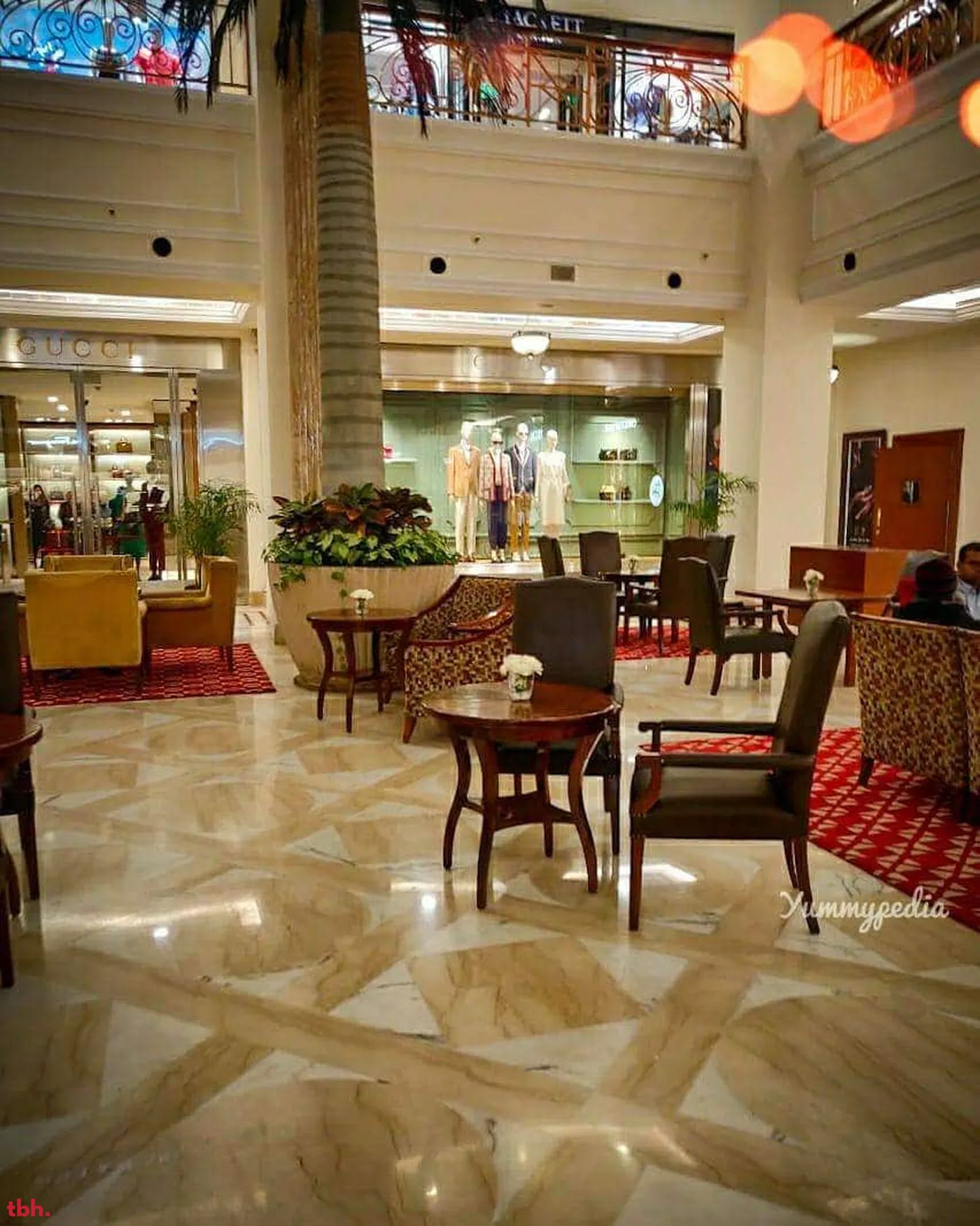 Cafe E outlet image
