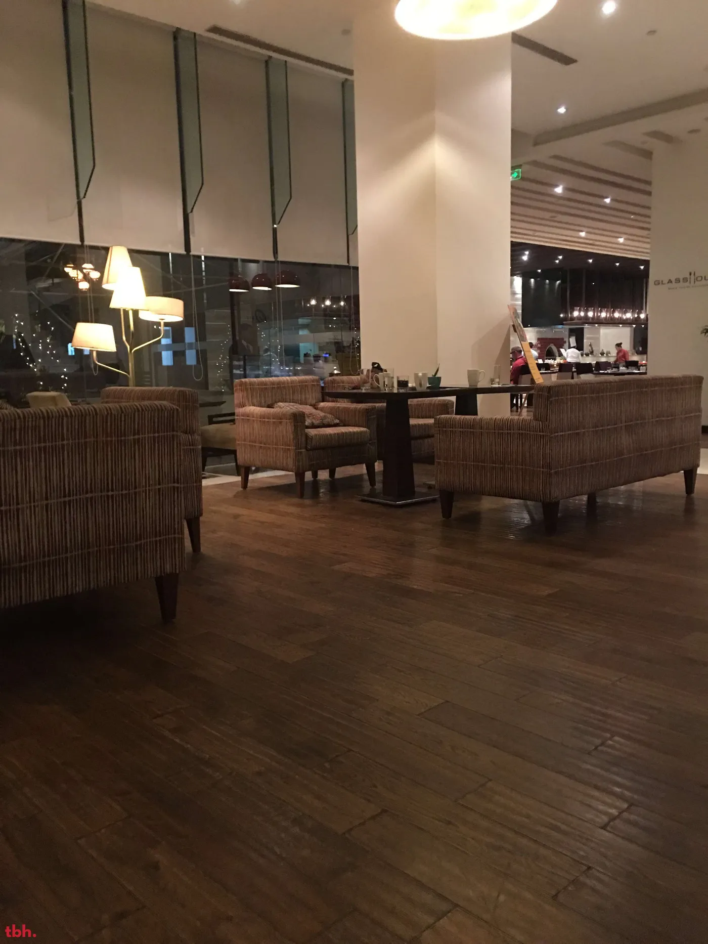 Cafe O'Lait - Double Tree by Hilton Outlet Image