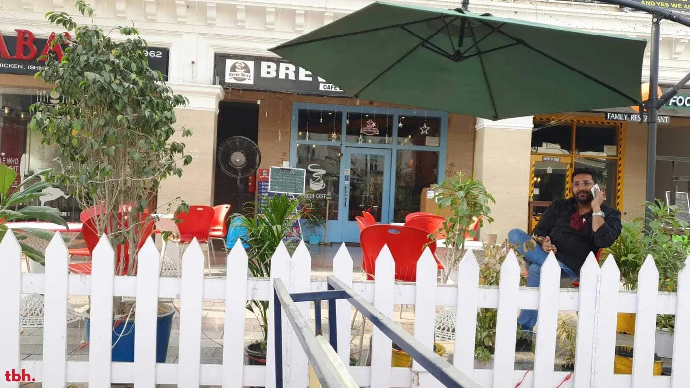 Brew-Berry Outlet Image