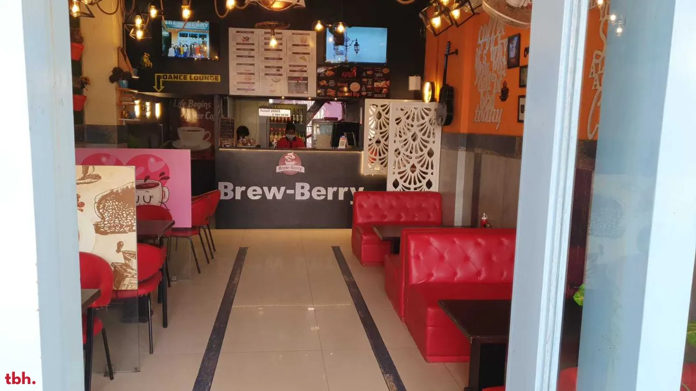 Brew-Berry Outlet Image