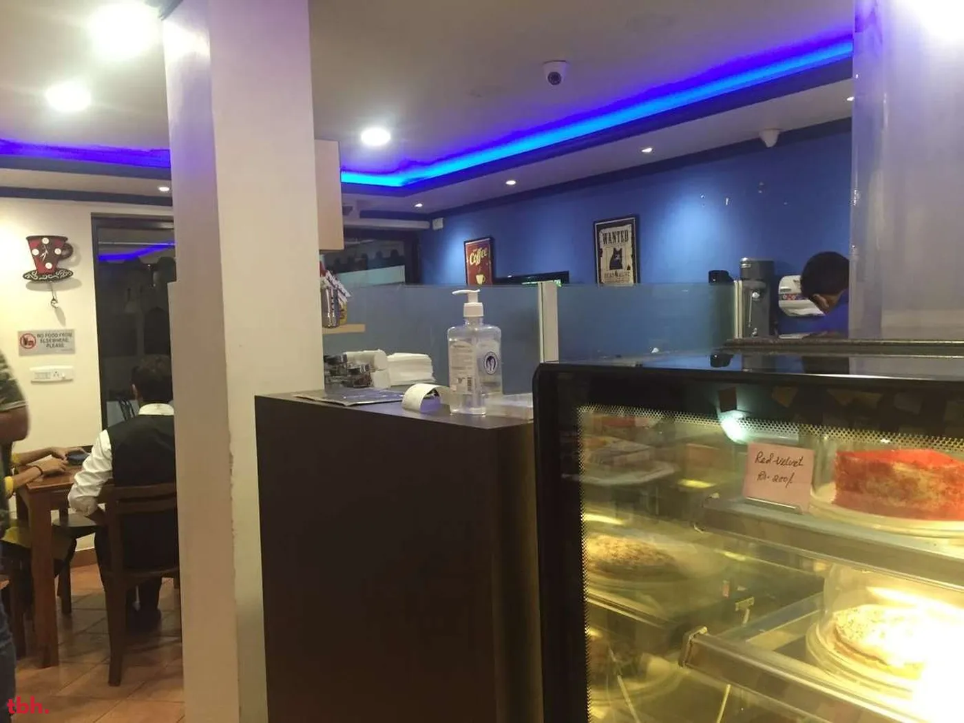 Delicate Delights Outlet Image