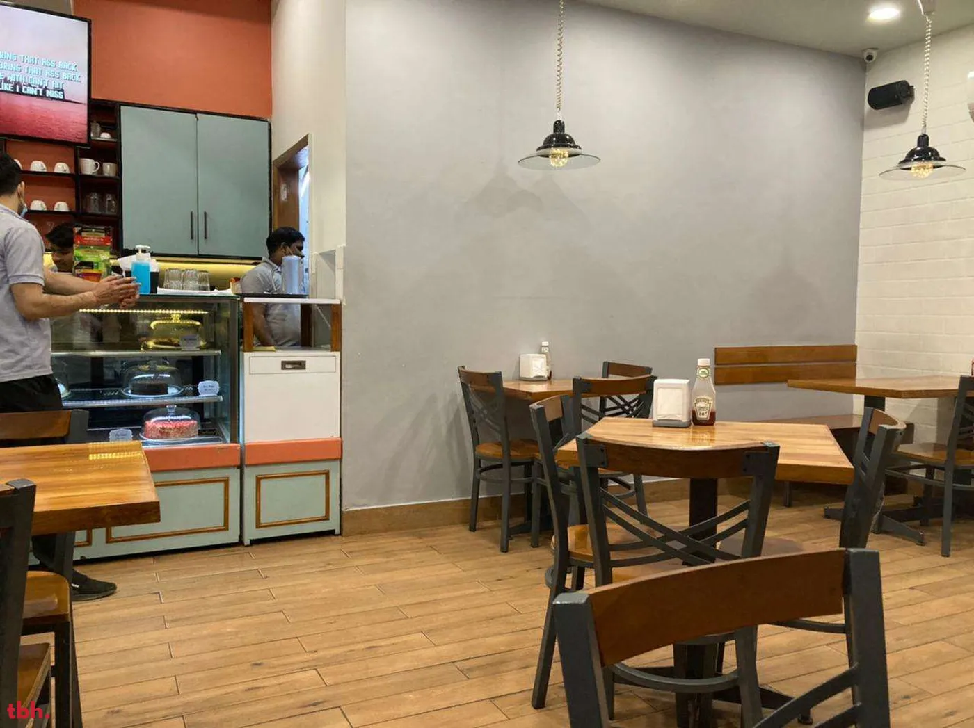 Delicate Delights Outlet Image