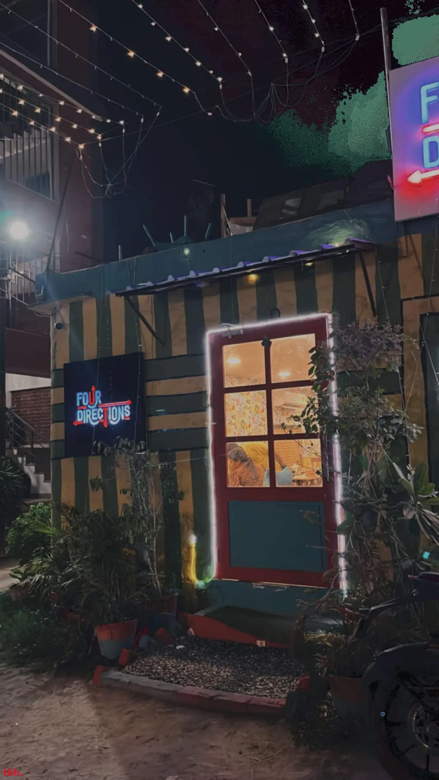 Four Directions Cafe Outlet Image