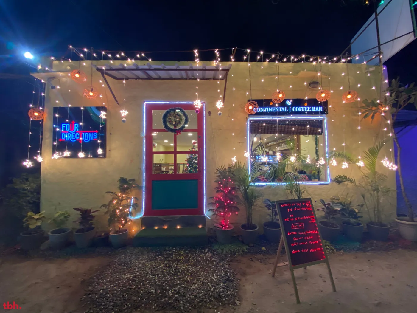 Four Directions Cafe Outlet Image