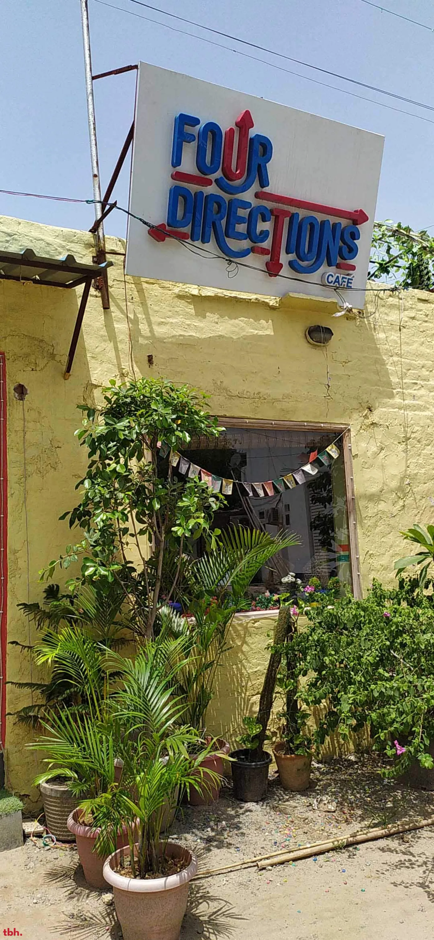 Four Directions Cafe Outlet Image