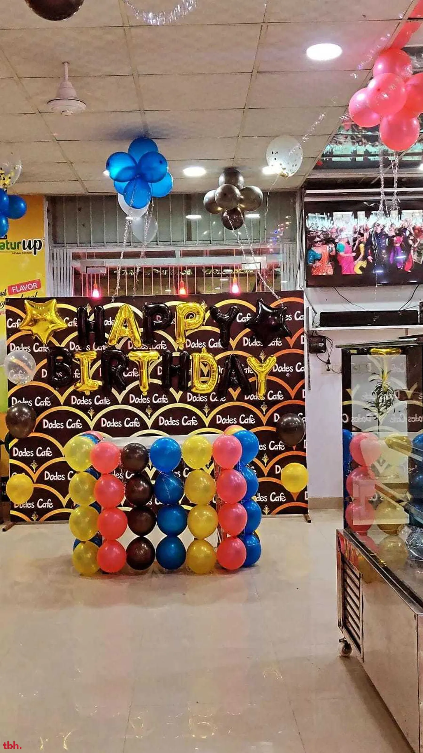 Dode's Cafe Outlet Image