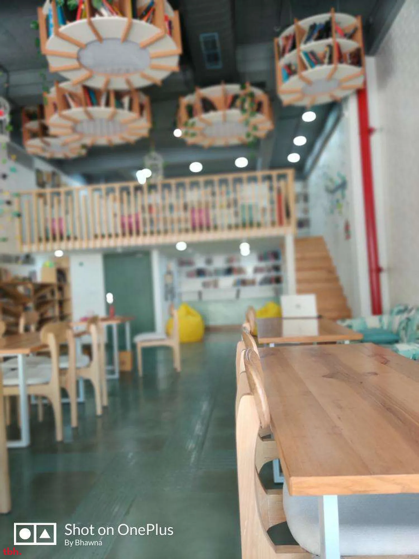 Merak Bistro Outlet Image